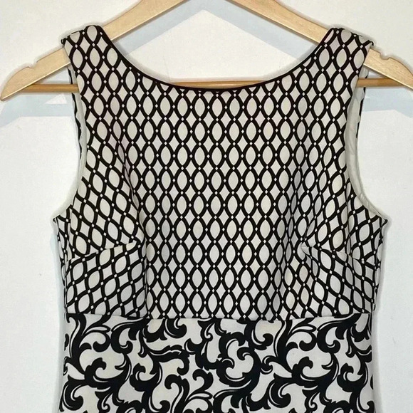 WHBM Bodycon Sheath Dress - Picture 2 of 8